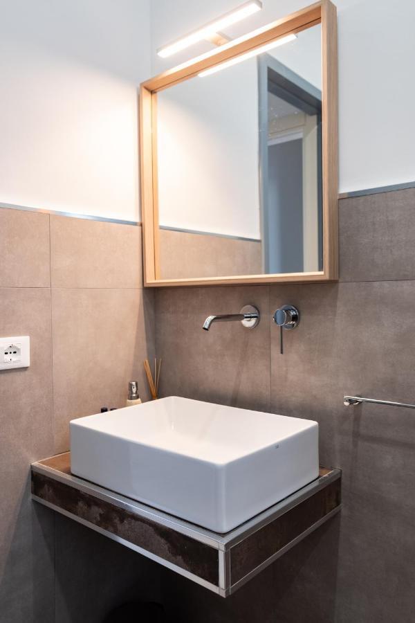 Fermata Cappuccini Hotel อาชิเรอาเล ภายนอก รูปภาพ